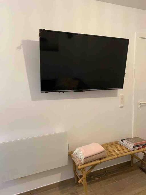 Moderne Studio نيوبورت المظهر الخارجي الصورة