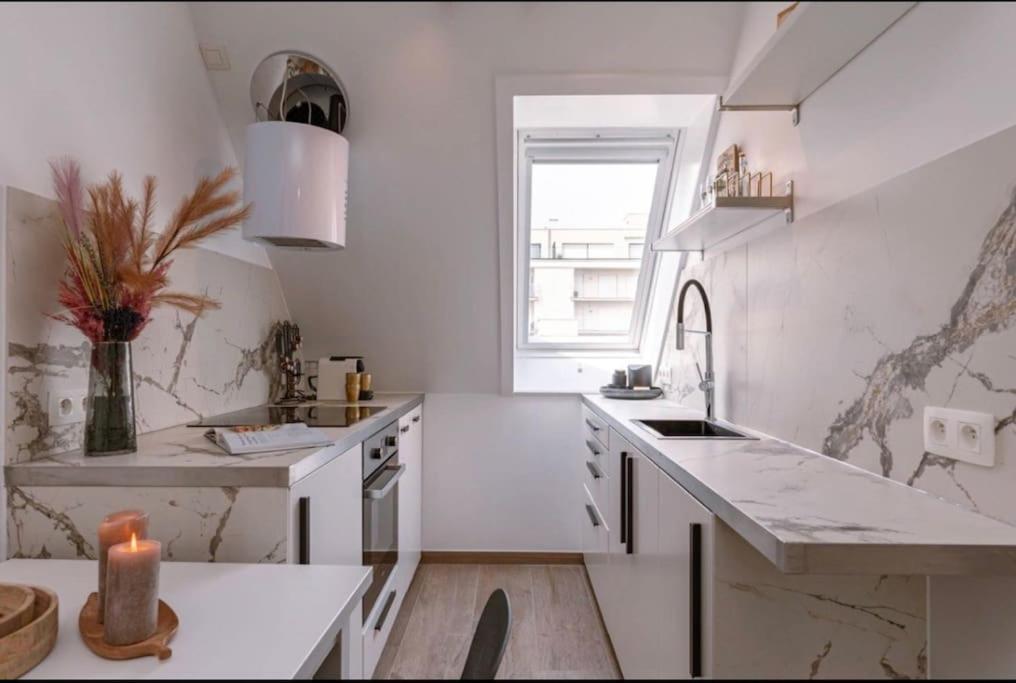 Moderne Studio نيوبورت المظهر الخارجي الصورة